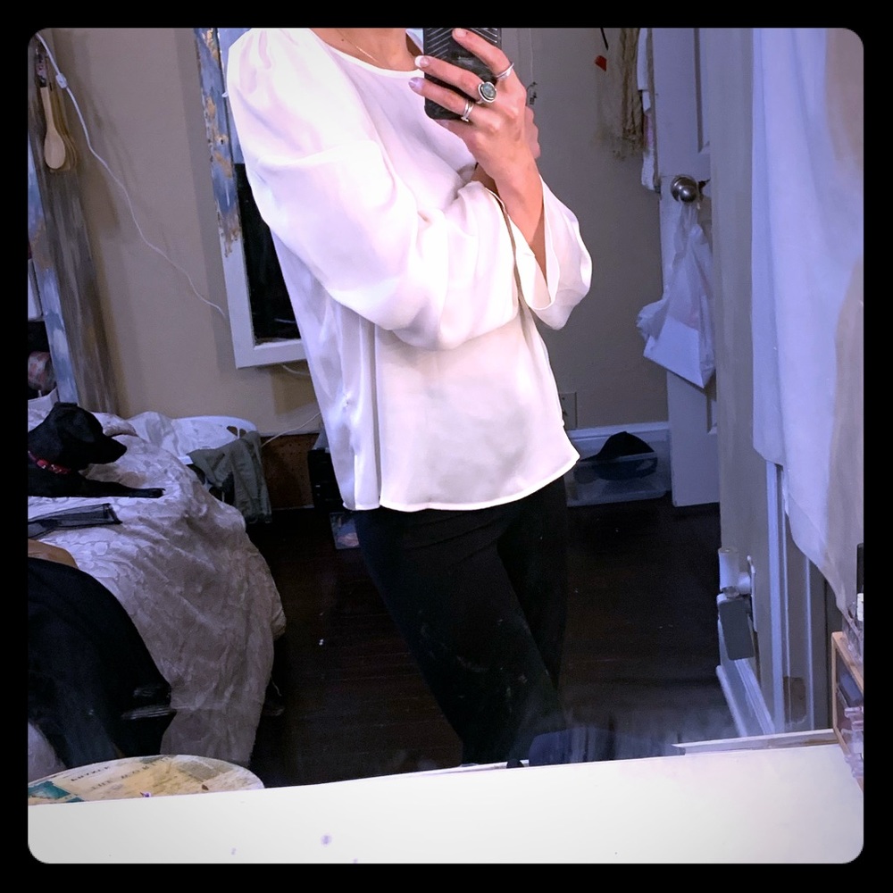 Vince Camuto Classic Basic White Blouse
